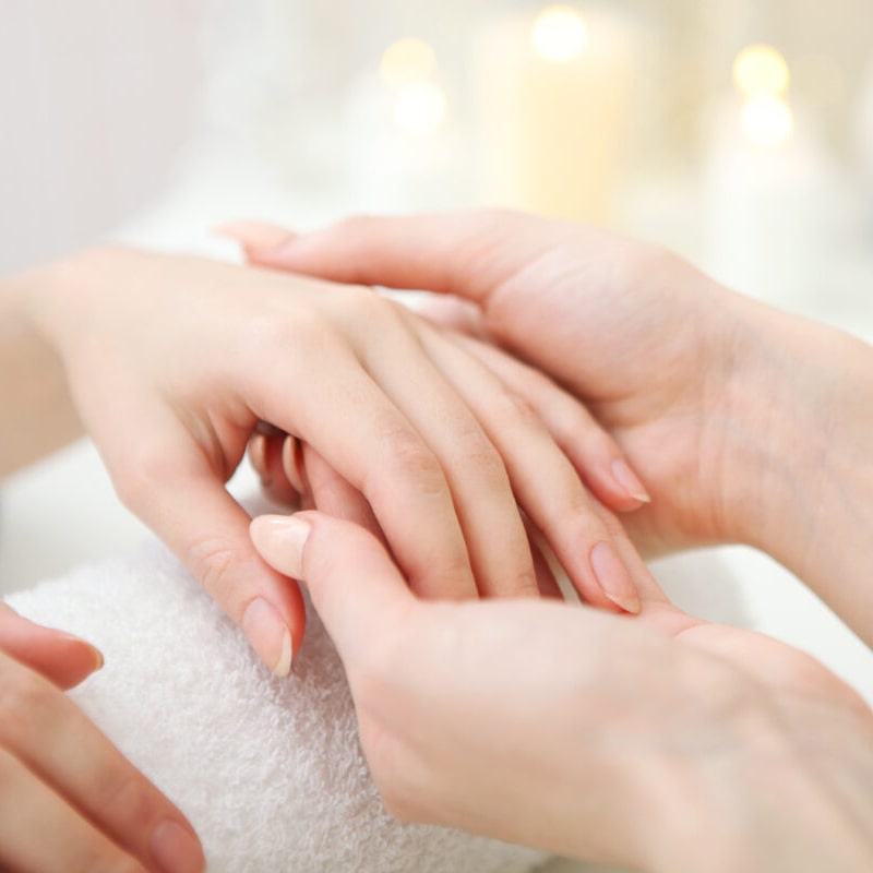 Classic Manicure Classic Manicure