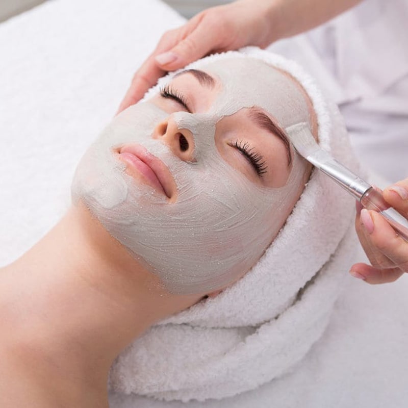Derma-planing Facial Derma-planing Facial