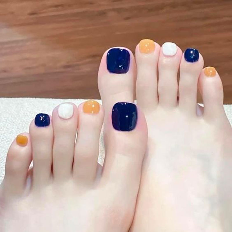 Ice Dancer & Hot Stone Pedicure Ice Dancer & Hot Stone Pedicure