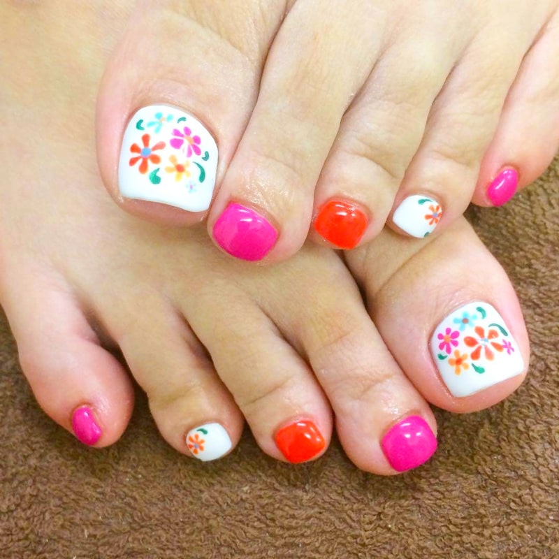 Natural Smoothing Pedicure Natural Smoothing Pedicure